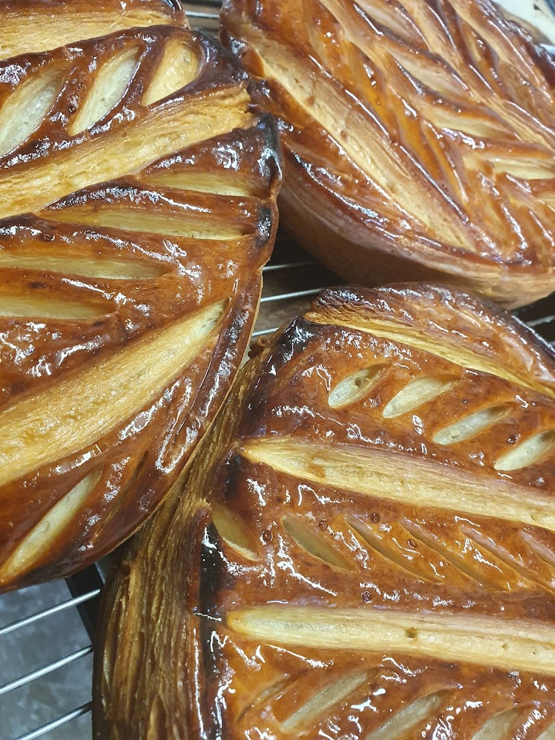 Boulangerie Pâtisserie Vezolle Le Lardin Saint-Lazare · Photos 13